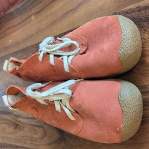 NWOT Keen mens size 10.5 lace up boots Chukka Leather Potters C/B